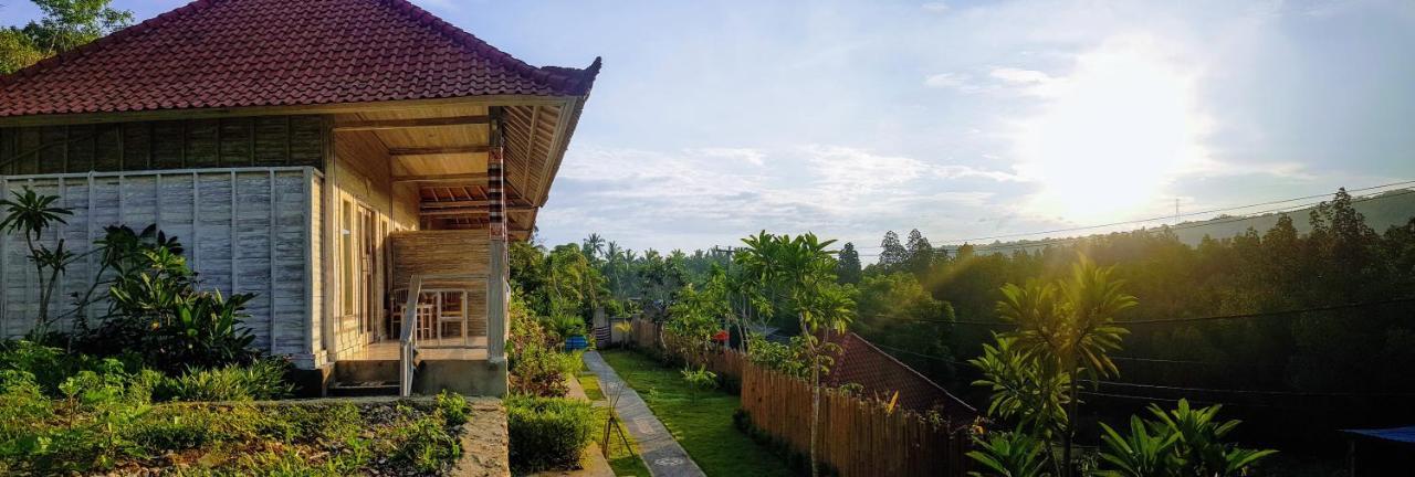 Mesari Hut Lembongan Hotel Екстериор снимка